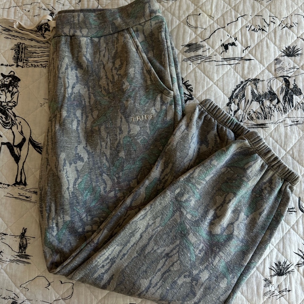 Tribe Kelley Sweatpants